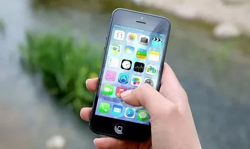 Pourquoi mon iPhone est-il en panne ? Les causes fréquentes et leurs solutions
