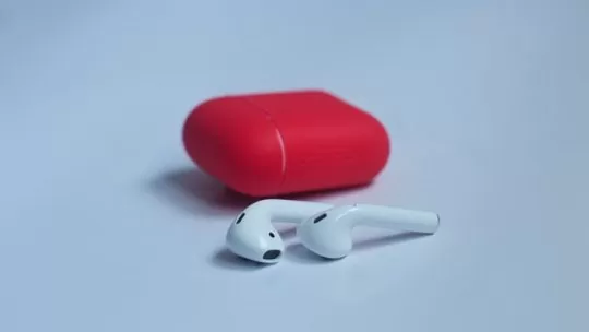 Connecter un casque Bluetooth à une TV : guide et solutions