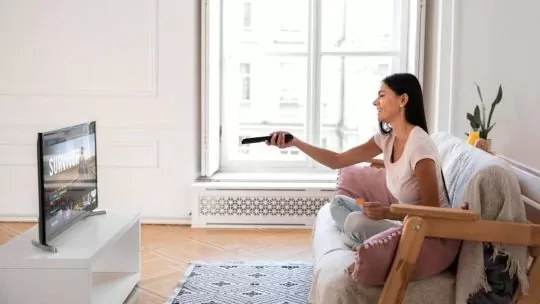 Le téléviseur ne réagit pas à la télécommande : Que faire ?